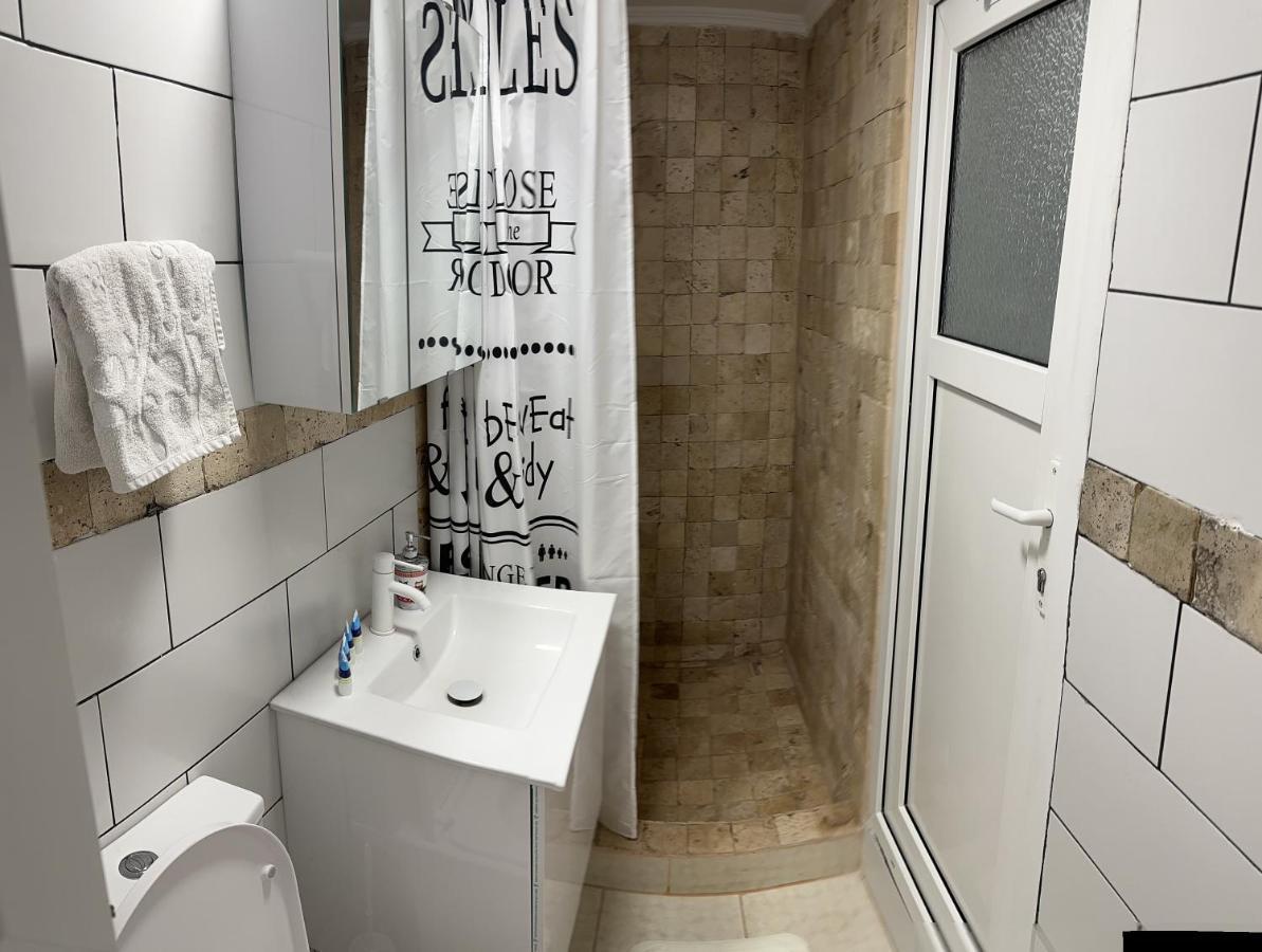 Apartamnet Regim Hotelier Bucareste Exterior foto